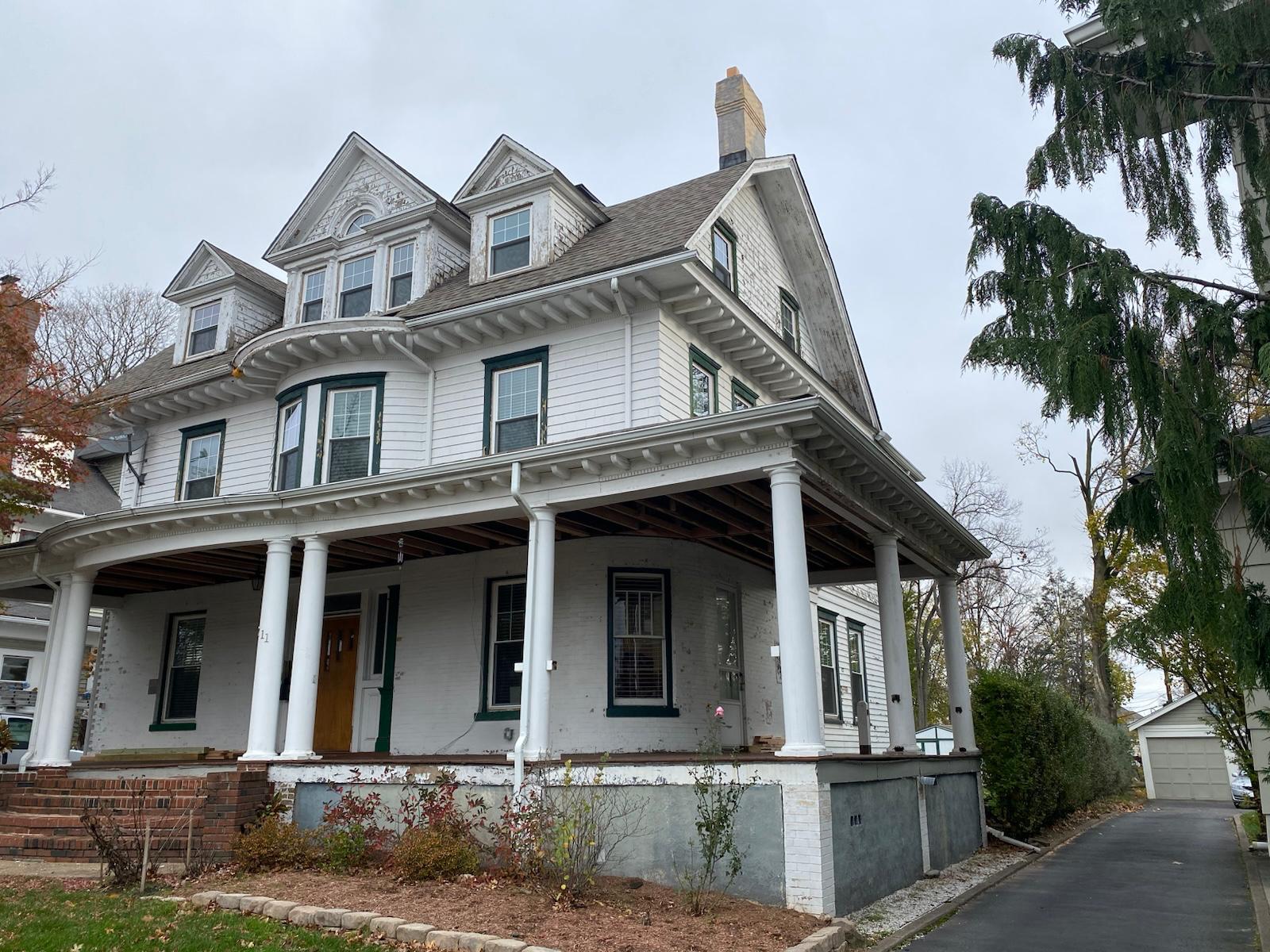 Exterior sanding and paint — photo 1 of 9